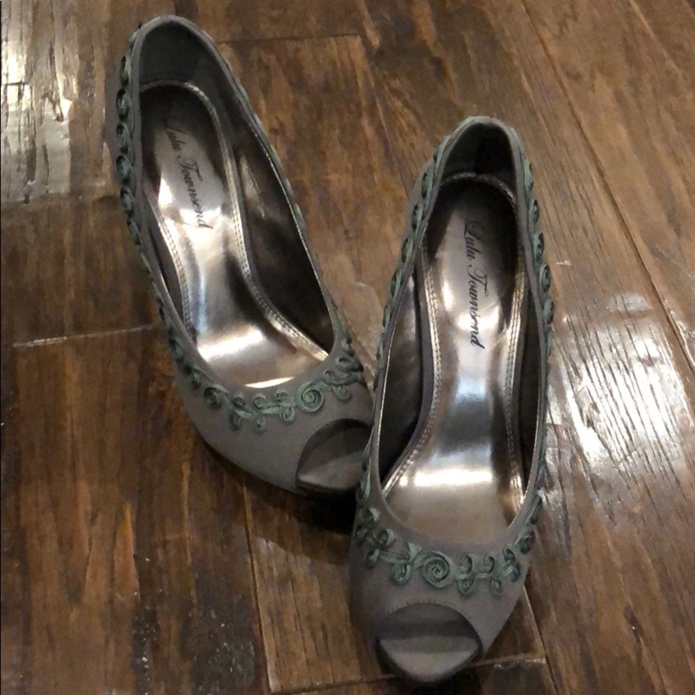Gray satin heels